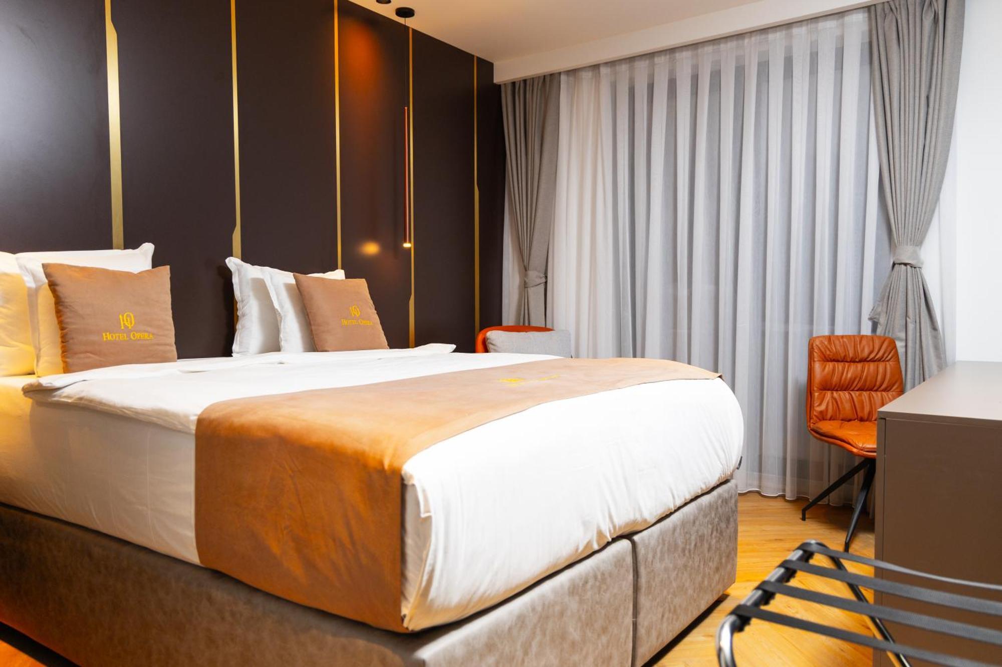 Hotel Opera Priština Exteriér fotografie