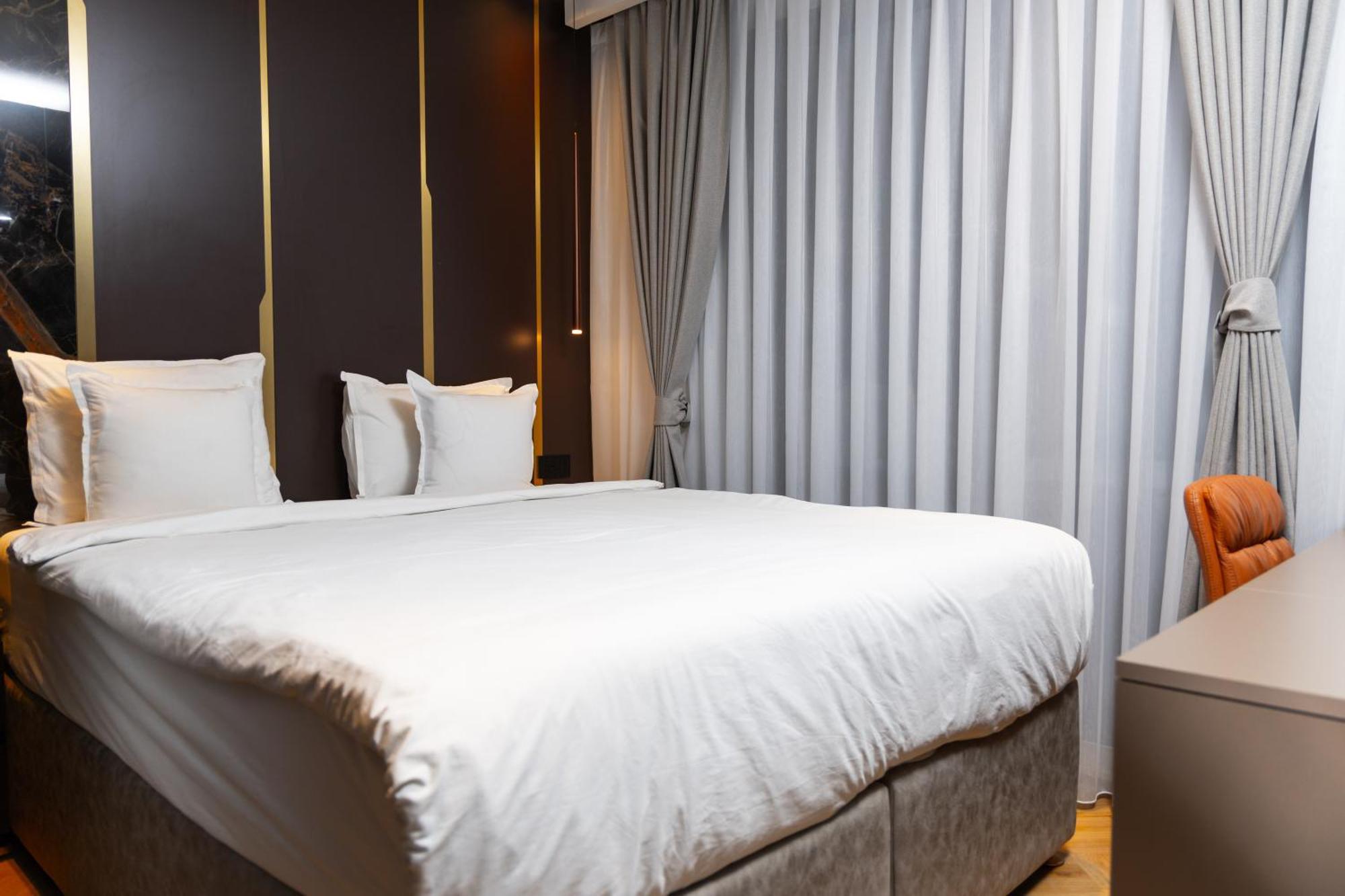 Hotel Opera Priština Exteriér fotografie